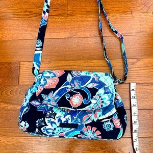 Vera Bradley crossbody bag